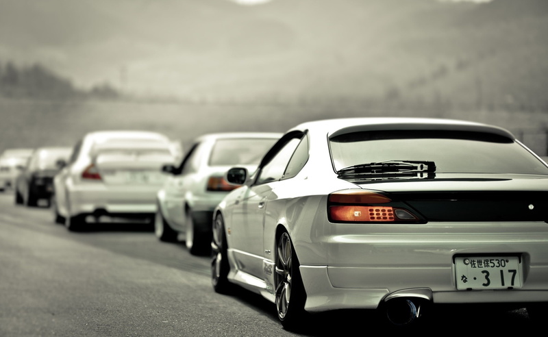 mode of transportation, outdoors, Cars, land vehicle, Nissan, day, 2K, city, s, motor vehicle, traffic, car, travel, transportation, in a row, tail light