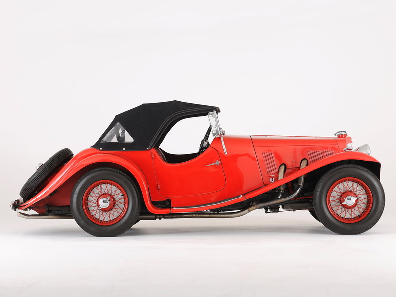 headlight, vintage, design, vehicle Door, shock Absorber, car, studio shot, aston, vehicle, copy space, red, tire, soft, auto racing, white background