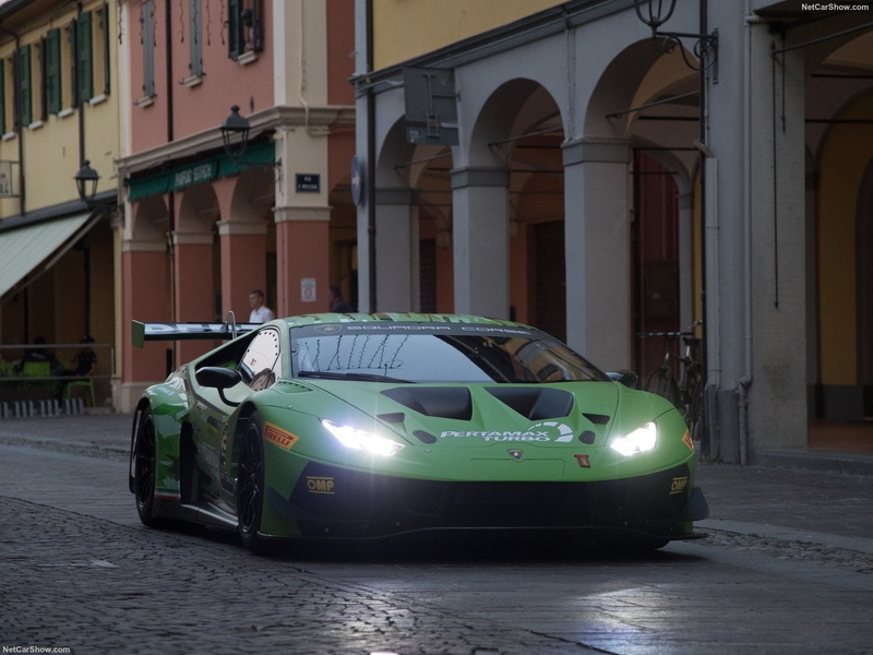 residential district, 720P, outdoors, road, no people, building exterior, evo, lamborghini, gt3, transportation, mode of transportation, land vehicle