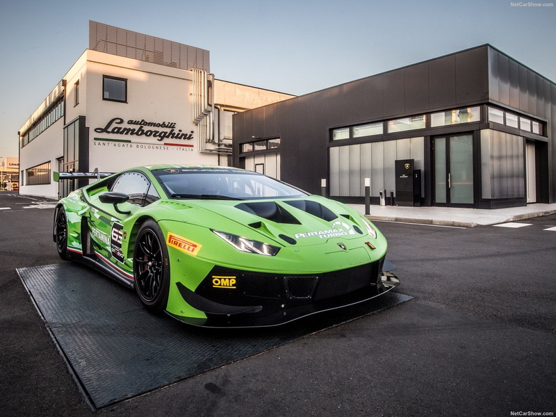 car, outdoors, consumerism, luxury, 720P, city, architecture, lamborghini, building exterior, evo, land vehicle, racecar, no people, huracan, retail, gt3