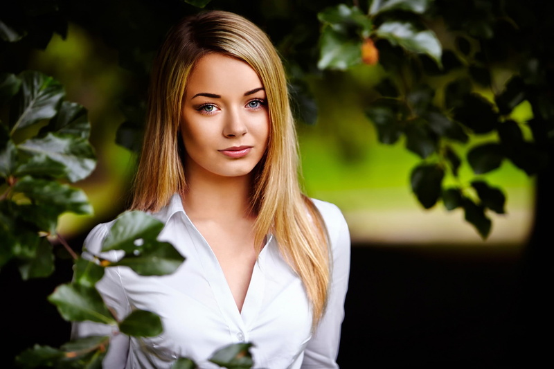 model, white tops, 1080P, smiling, blonde, leaves, airbrushed, long hair, women outdoors, women, blouses, blue eyes