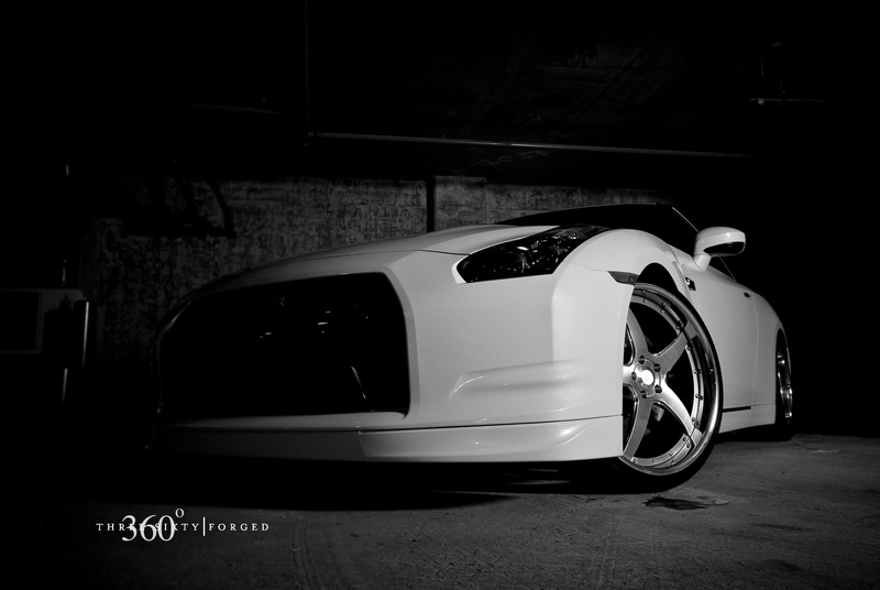black Color, headlight, luxury, garage, focus on foreground, gt, white, alloy Wheel, skaylan, technology, racecar, motor racing track, new, front View