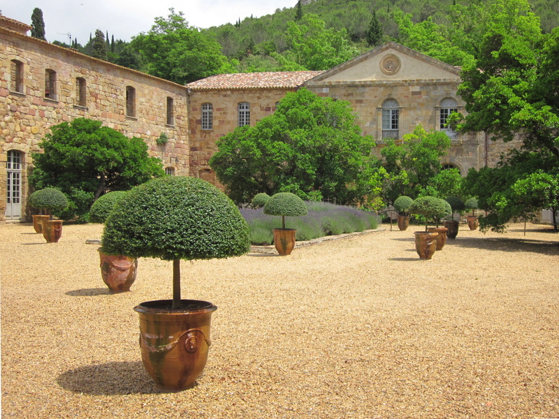 medieval, residential district, france, architecture, aude, green color, garden, sunlight, plant, nature, cistercian, formal garden, day, hedge, outdoors