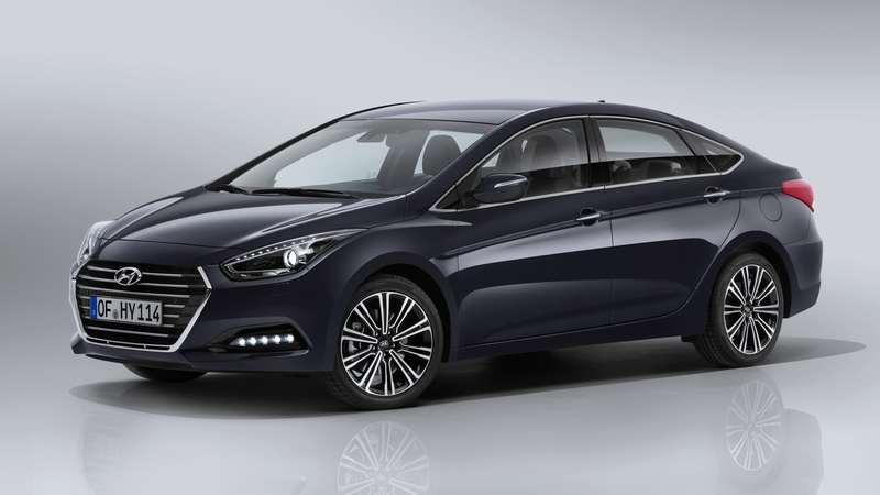 modern, car, sedan, 4K, new, black, gray, technology, three-dimensional Shape, side View, isolated, shiny, transportation, luxury, hyundai, silver Colored