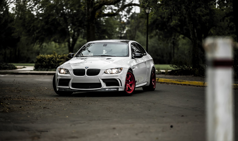 Road, car, e, Rollers, land vehicle, White, no people, city, motor vehicle, toy, outdoors, Tuning, nature, Beha, street, transportation, 4K, stationary