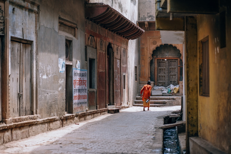 india, religion, indian, day, carrying, building, built structure, empty, village, buildings, town, traditional clothing, bucket, head, belief, local, landmark