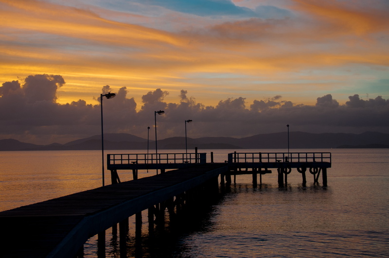 orange color, beira mar, waterfront, 4K, sunset, beach, outdoors, nature, scenics - nature, trapiche, sol, sky, idyllic, tranquil scene, rays, mountain
