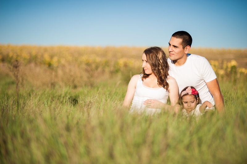 field, shot, 4K, smiling, nature, young adult, daytime, outside, sky, positive emotion, emotion, mum, cheerful, people, happy, flirting, plant, men, father