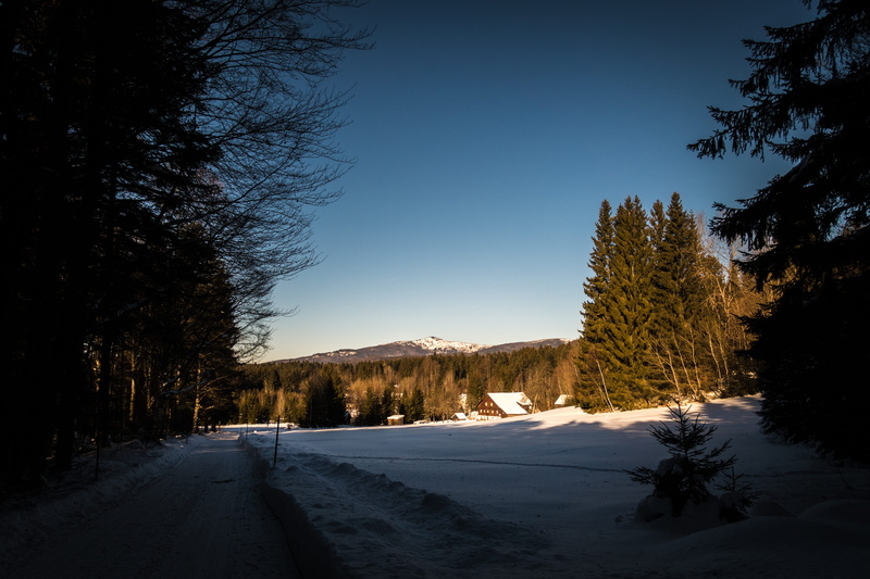 covering, clear sky, snow, winter, outdoors, transportation, nature, 5K, mountain, forest, beauty in nature, no people, sky, tree, snowcapped mountain