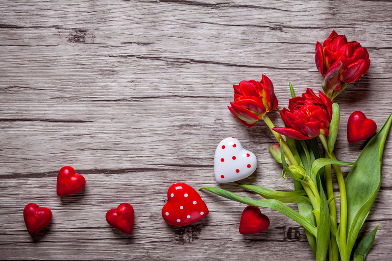 love, sweet, red, valentine`s day, 5K, romantic, hearts, tulips