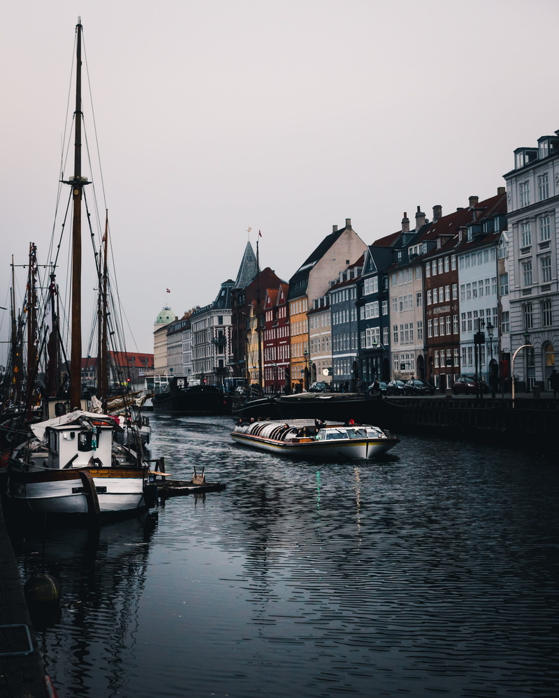 waterfront, water, venice, body, city, yacht, copenhagen, marina, travel, outdoors, passenger craft, building, mast, 4K, day, row house, nautical vessel