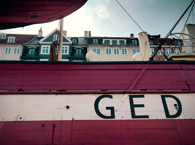 day, nyhavn, text, built structure, transportation, window, copenhagen, boat, københavn, rail transportation, city, communication, number, architecture
