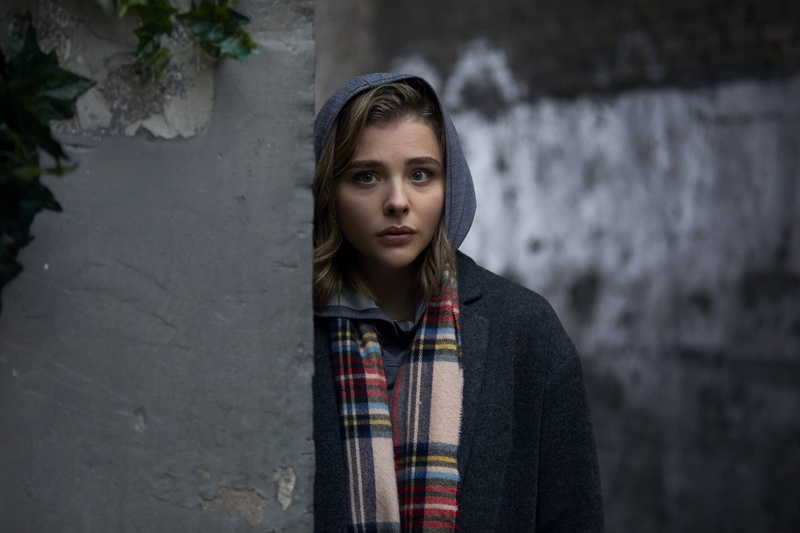 Chloe Grace Moretz, Greta, Dont get caught on the hook, 2K, In the embrace of lies, Chloë Grace Moretz