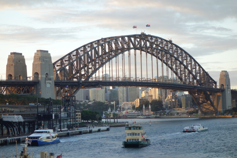 arch, sky, 5K, boat, famous Place, nautical vessel, sea, urban Skyline, ferry, bridge - Man Made Structure, nature, tourism, river, cityscape, travel destinations