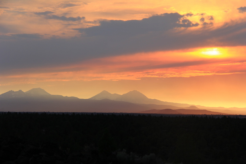 Wild and Scenic River, scenics, Hiking, Backpacking, photo, sunrise - Dawn, BLM, Wilderness Area, Oregon Badlands, Bend, environment  Oregon, Northwest  Pacific