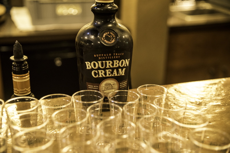 refreshment, food and drink, table, glass, trace, cup, public domain, tasting, distillery, 5K, container, indoors, bar counter, Cream, text, bourbon, drinking