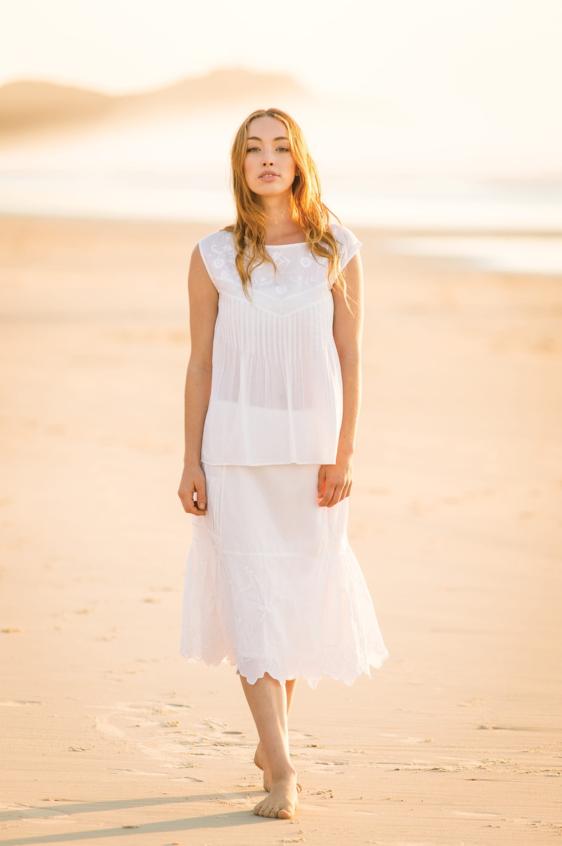 golden, white clothing, sunny, woman, 2K, dress, outdoors, elegance, relaxation, sand dune, one Woman Only, beautiful, sand portrait, copy Space, beautysand