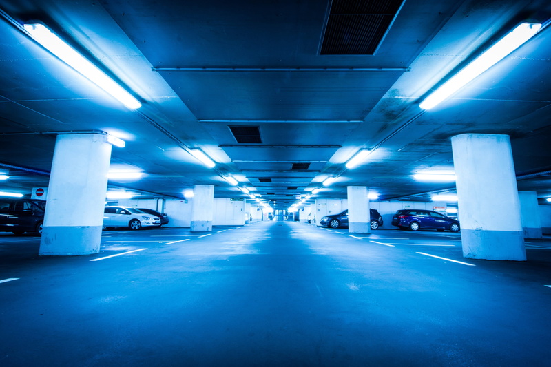parking lot, sign, 4K, Underground, architecture, vanishing point, illuminated, no people, artificial light, empty, transportation, park, concrete, diminishing perspective