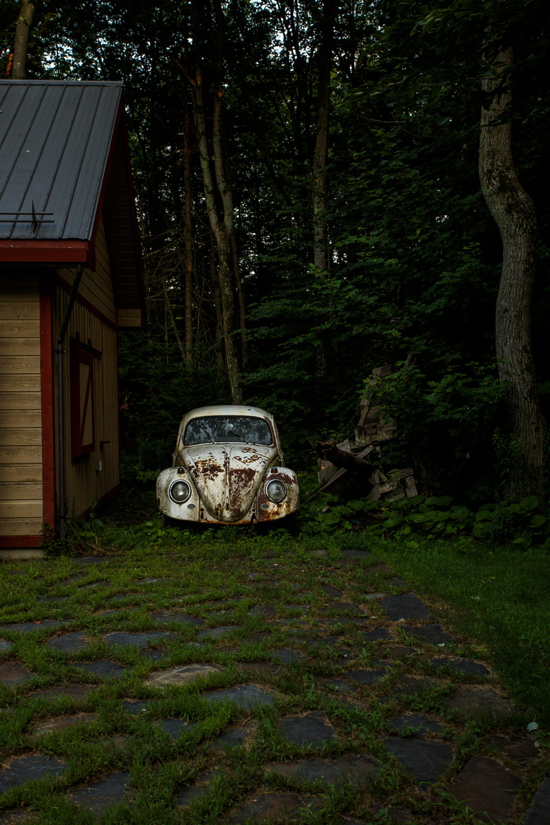 day, house, no people, tree, land, motor vehicle, canada, building exterior, built structure, peace, land vehicle, growth, nature, car, bug, plant, field
