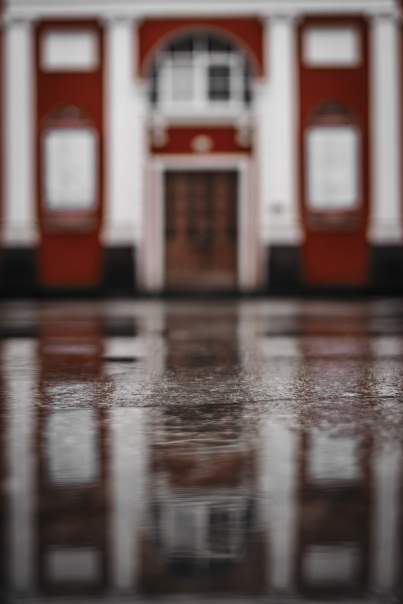 red, reflection, after the rain, communication, sidewalk, street, building, puddle, entrance, text, exterior, building exterior, 5K, city, window, outdoors