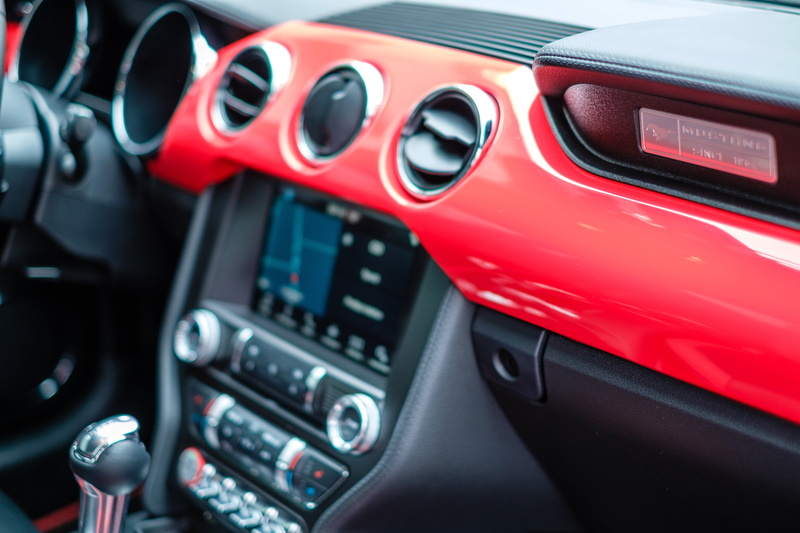benz, car interior, wheel, design, vechicle, 5K, control panel, transportation, day, close-up, mustang, personal land vehicle, wealth, automotive, turbo