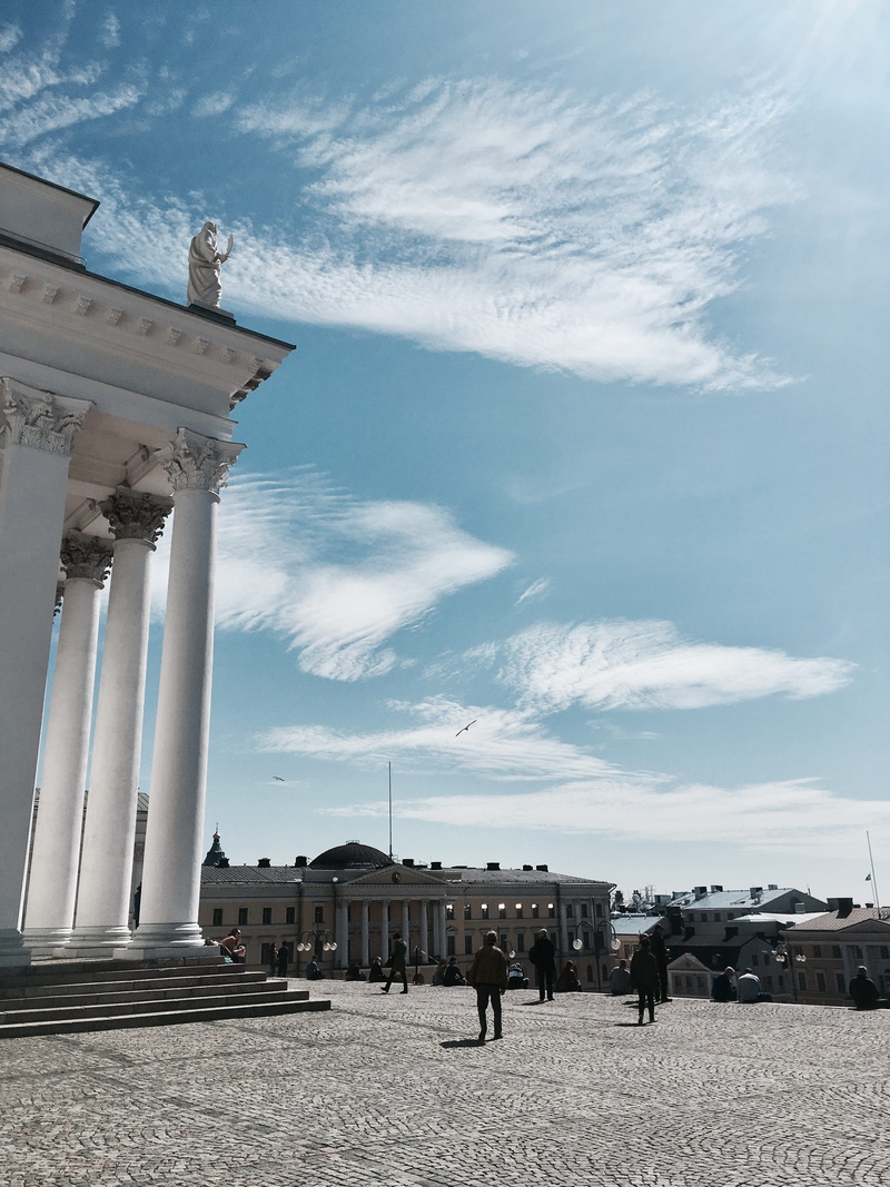 helsinki, built structure, tourism, women, finland, europe, group of people, building exterior, cloud - sky, sky, 4K, men, city, outdoors, nature, incidental people