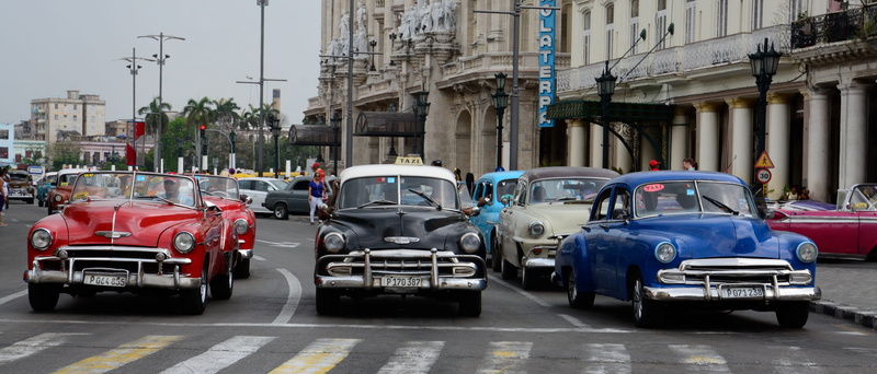 motor vehicle, built structure, architecture, car, in a row, traffic, transportation, day, havana, land vehicle, city life, public transportation, city