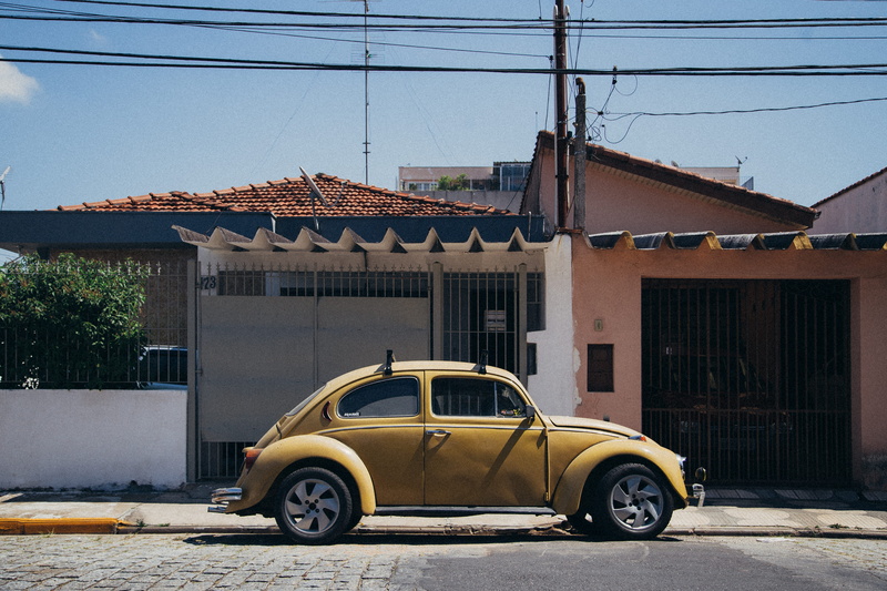 famous Place, beetle, sidewalk, yellow, home, obsolete, cuban Culture, rusty, vintage, travel Destinations, europe, building Exterior, taxi, old-fashioned