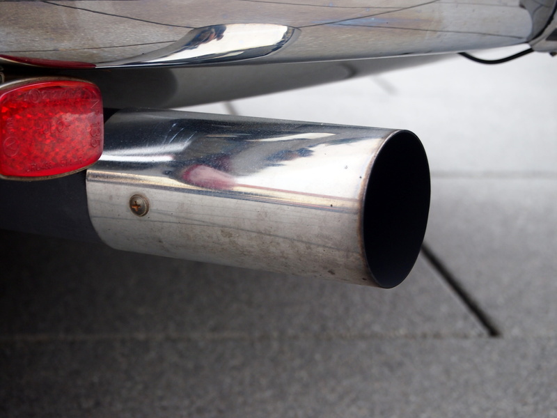 exhaust, arts culture and entertainment, warning sign, dare, 4K, no people, close-up, brake lights, single object, focus on foreground, indoors, architecture