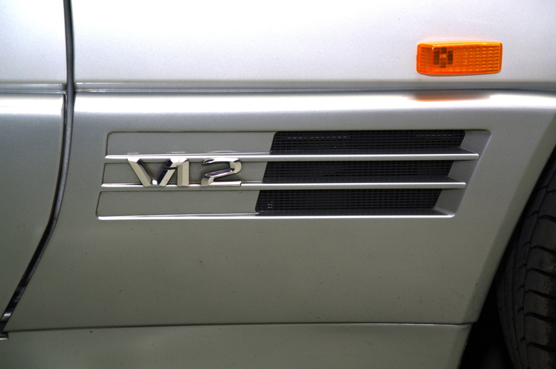 architecture, close-up, household equipment, v12, flashing light, vehicle, no people, technology, air intake, steel, blinker, convenience, window, white color