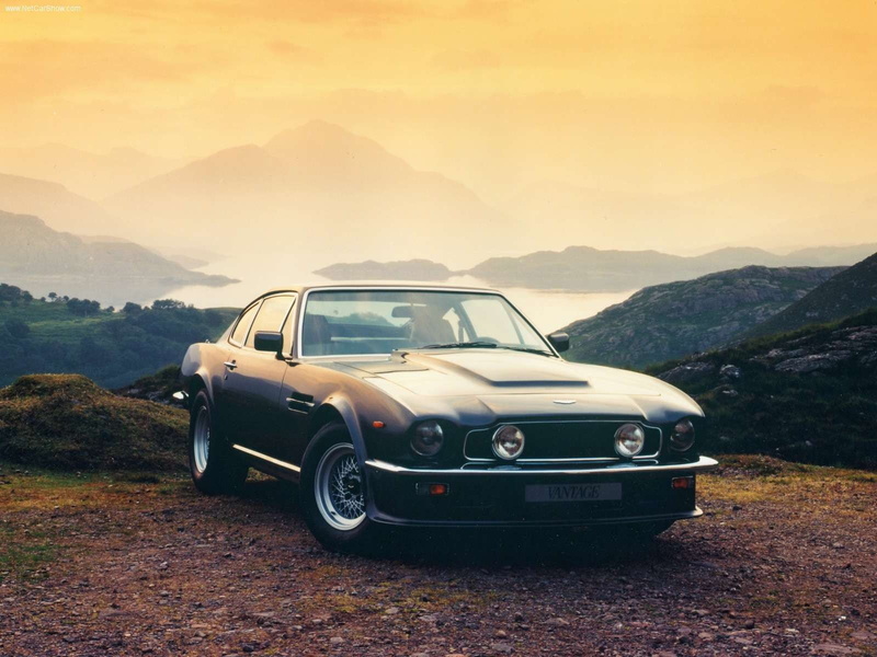 outdoors, horizon, land, mountain range, day, no people, ford, 720P, land vehicle, beauty in nature, mustang, mountain, car, stationary, retro styled