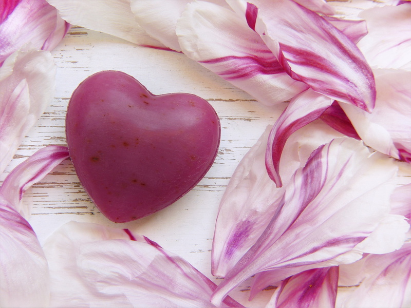 directly above, food, cosmetics, heart shape, flowers, still life, essential oils, purple, pink color, 4K, miniature, table, close-up, bad, healthy eating