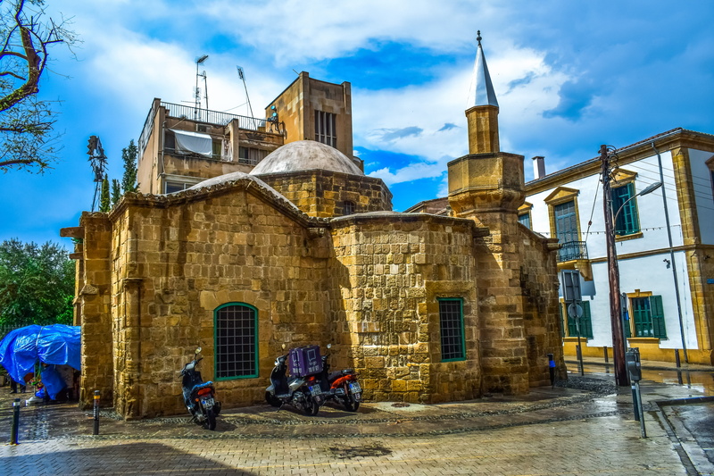building, nature, outdoors, old, belief, nicosia, street, religion, history, building exterior, muslim, 5K, transportation, mosque, sky, minaret, travel destinations