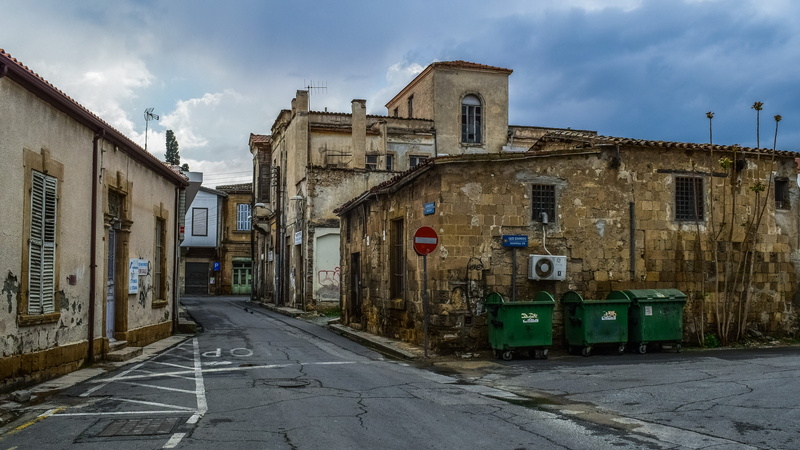 old, building, sky, nicosia, house, day, transportation, 5K, urban, outdoors, building exterior, cloud - sky, direction, decay, street, grunge, no people