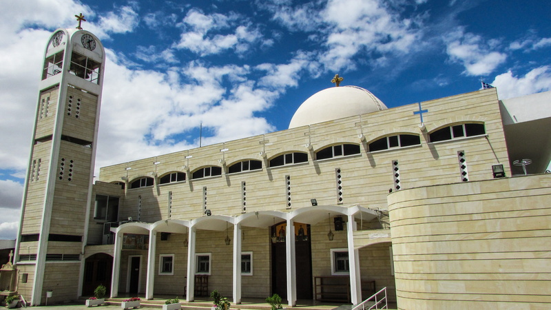 religion, travel, low angle view, 4K, outdoors, dome, no people, architectural column, government, place of worship, tourism, travel destinations, spirituality