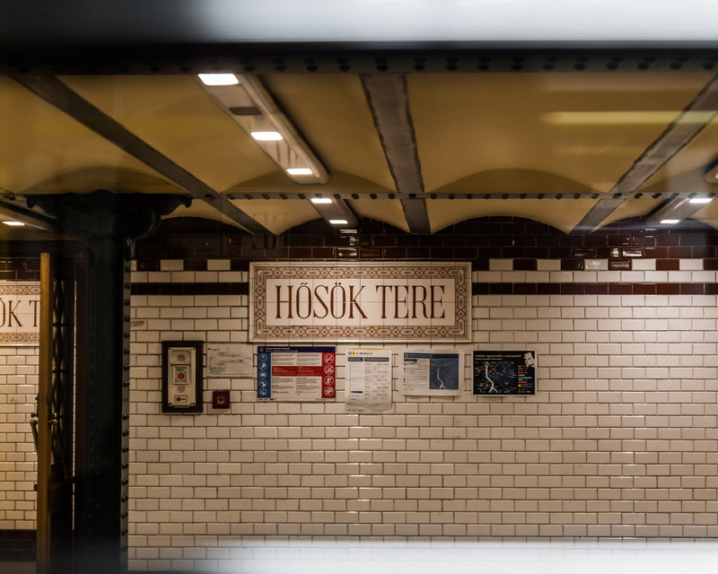 4K, indoors, metro, subway, sign, architectural column, transportation, western script, information, budapest, underpass, communication, train station