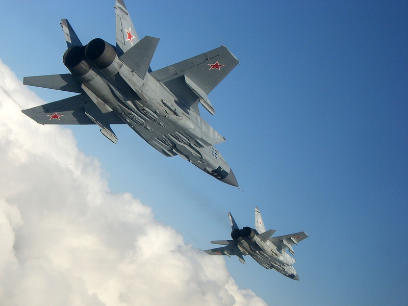 airplane, outdoors, 1080P, on the move, aerospace industry, air vehicle, day, plane, army, aircraft jets mikoyan mig 25, fighter plane, motion, airshow