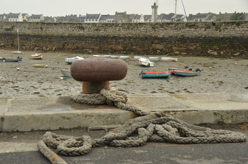 pole, transportation, roscoff, water, built structure, building, moored, no people, connection, landing, tide, dry, france, land, 4K, port, city, sea