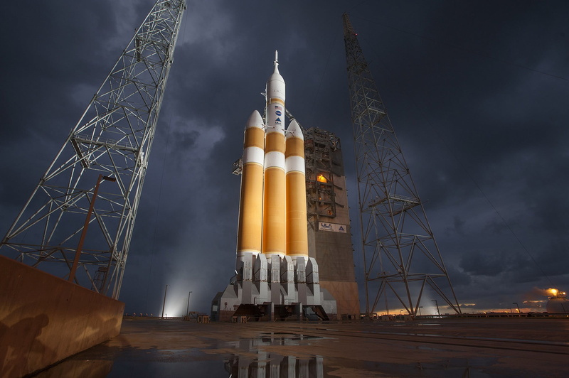 night, NASA, travel destinations, cloud - sky, construction site, prototypes, sculpture, no people, USA, 1080P, travel, building, delta heavy, reflection