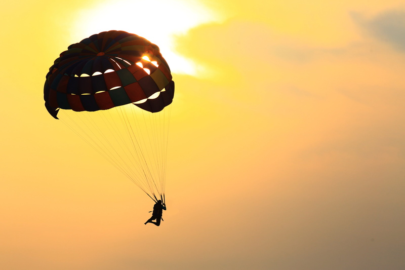 sport, flying, outdoors, exhilaration, paragliding, extreme sports, real people, 5K, one person, orange color, pattaya, asian, joy, peace, nature, transportation