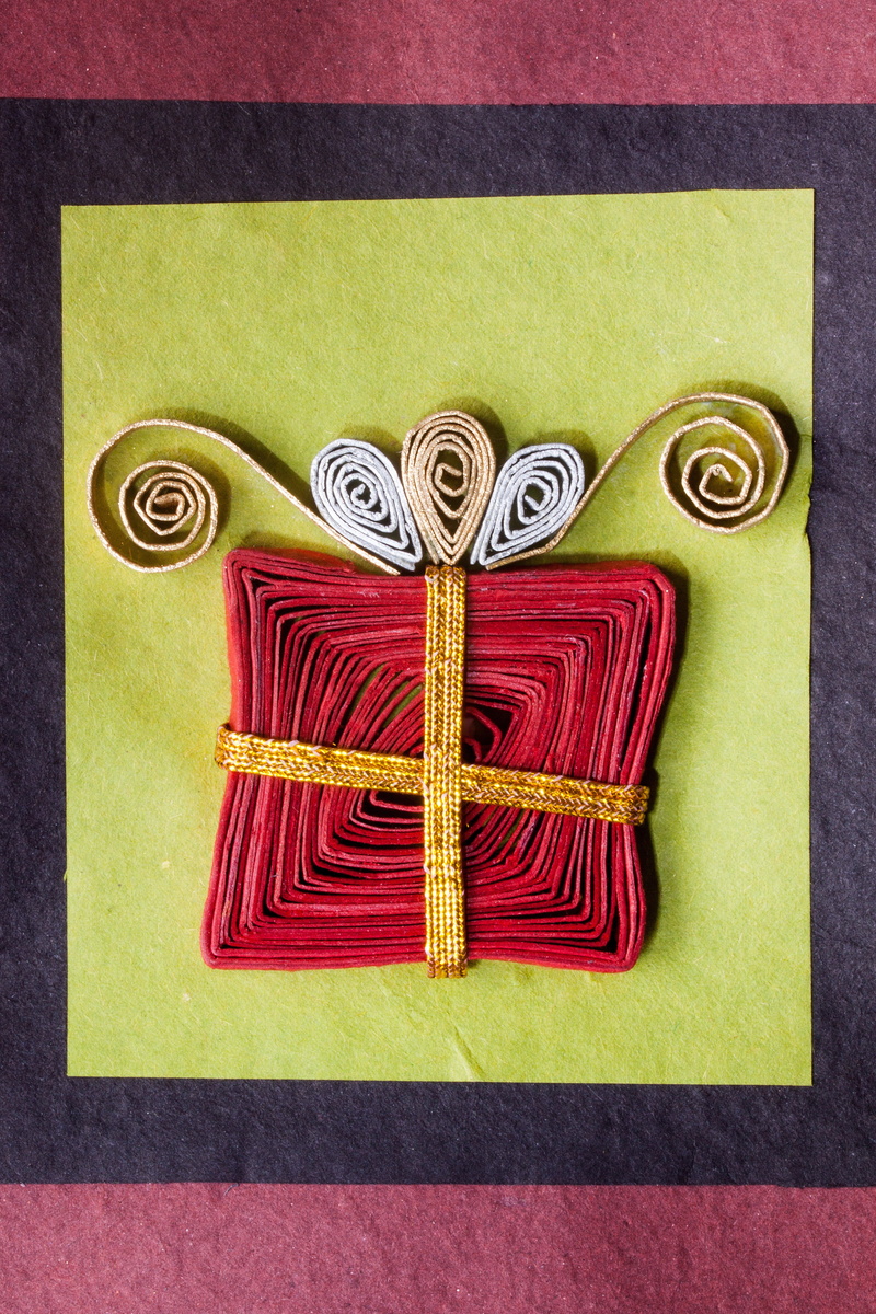 no people, christmas gift, box - container, nepal, map, art and craft, arts crafts, yellow, 3 d, packed, high angle view, paper, paper art, hiflsprojekt