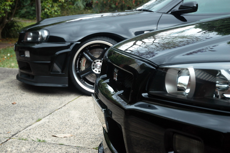 Nissan, wealth, land Vehicle, cars, front, tire, road, focus on foreground, mode of Transport, no People, retro styled, skyline, outdoors, silver colored