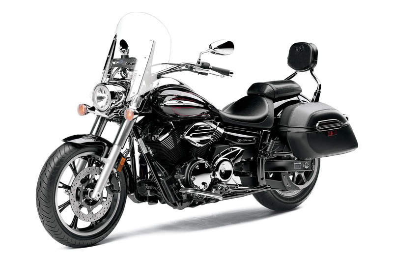 1080P, wheel, tourer, indoors, studio shot, no people, motorcycle, land vehicle, scooter, copy space, yamaha, metal, cut out, single object, 950, white background