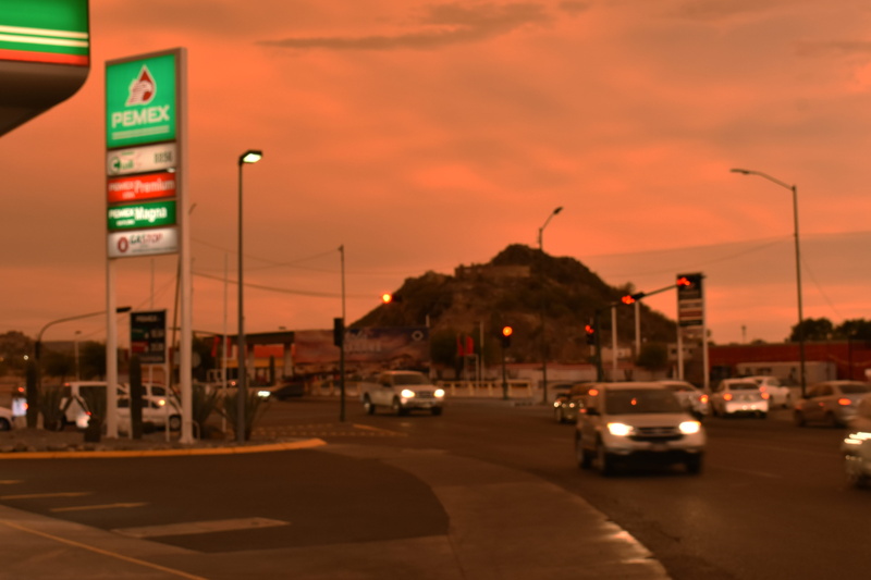 dusk, light, orange color, car, mode of transportation, lamppost, hermosillo, walking, illuminated, sky, building exterior, caminar, nature, cloud - sky