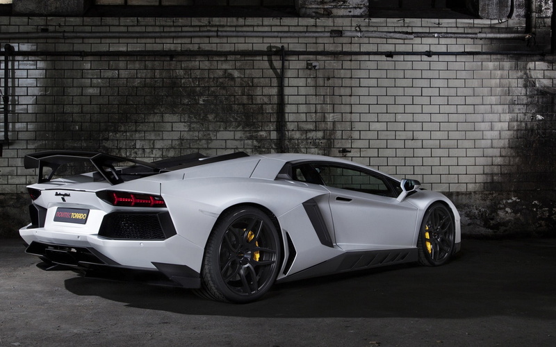 sign, motor vehicle, motor racing track, city, transportation, Lamborghini, speed, wheel, indoors, car, architecture, safety, Novitec, 1080P, day, Novitec Torado