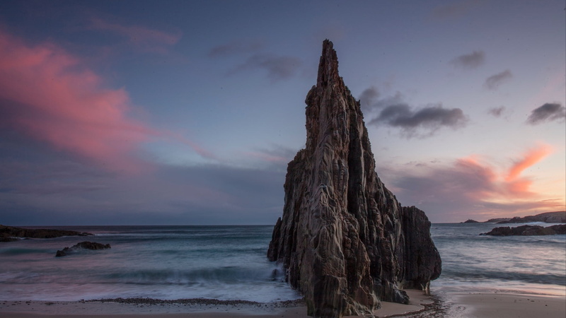 beauty in nature, cloud - sky, rock - object, 1080P, horizon, nature, water, beach, motion, sky, horizon over water, rock, tranquil scene, haystack, sea