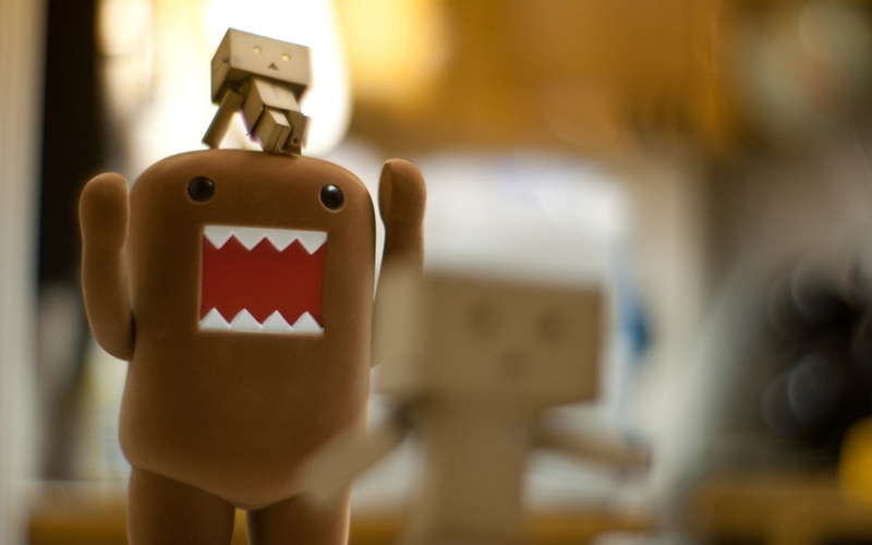 leisure activity, arts culture and entertainment, anthropomorphic smiley face, copy space, indoors, selective focus, wood - material, toy, smiling, teeth