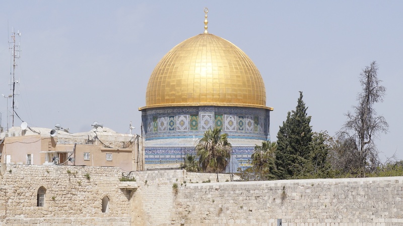 sunlight, building, spirituality, belief, culture, day, travel, gold colored, historical, structure, sky, dome, place of worship, 1080P, historic, holy city