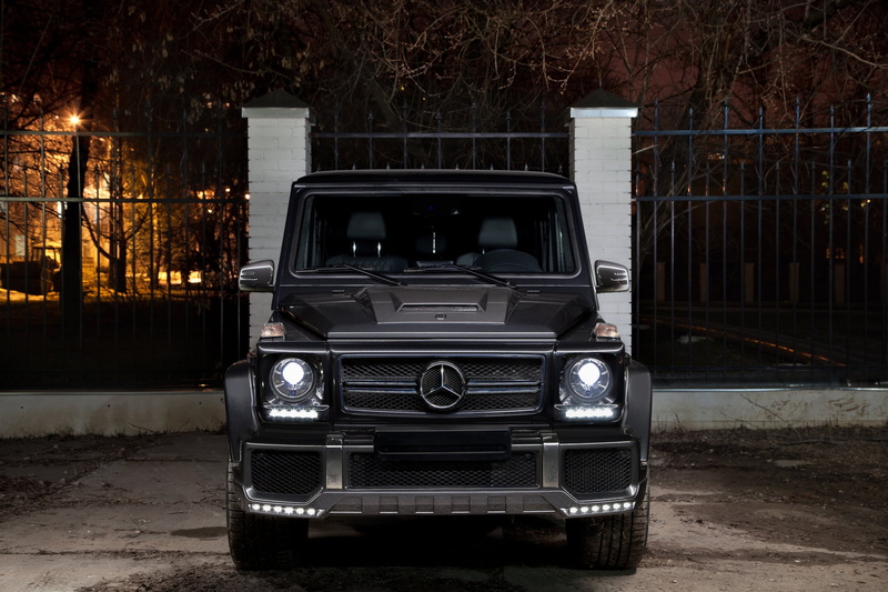street, architecture, Front, vintage car, no people, nature, built structure, Black, 1080P, headlight, retro styled, Brick, car, motor vehicle, night