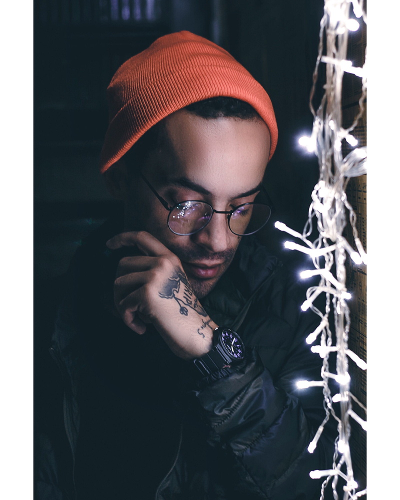 guy, real people, portrait, style, wear, photoshoot, auto post production filter, headshot, front view, illuminated, young adult, 1080P, male, looking at camera
